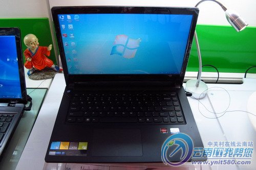 【高清图】 靓丽外观惹人爱 联想s400-ifi报4299图3