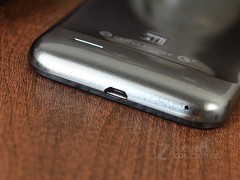 ǿ��"4+1"���ع� ����U985�����ٱ��µ� 