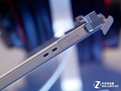 �����׿��ĺ� 5Ӣ������Xperia Z���� 