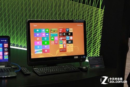 CES2013:东芝笔记本新品主打3D和触控