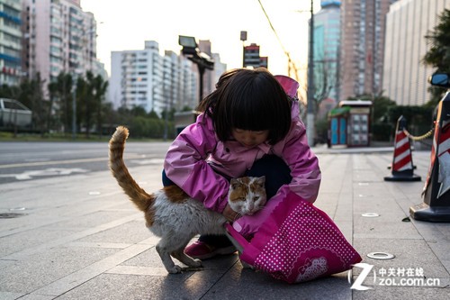 35mm���е��Ϻ� ȫ�������ᡰ�ڿ���RX1 