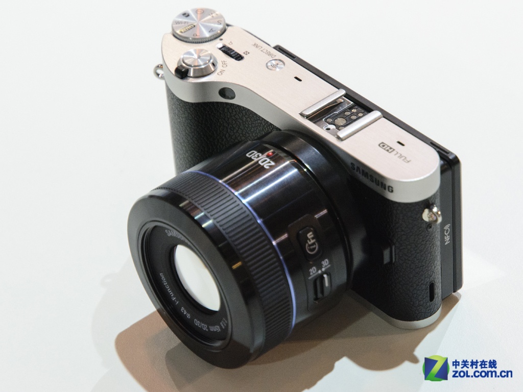 产品相关    三星nx300套机(18-55mm iii)  图片筛选 类型: 场景