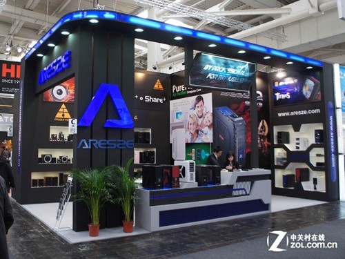 �۽�������˹ �����CeBIT2013Ѳ�� 