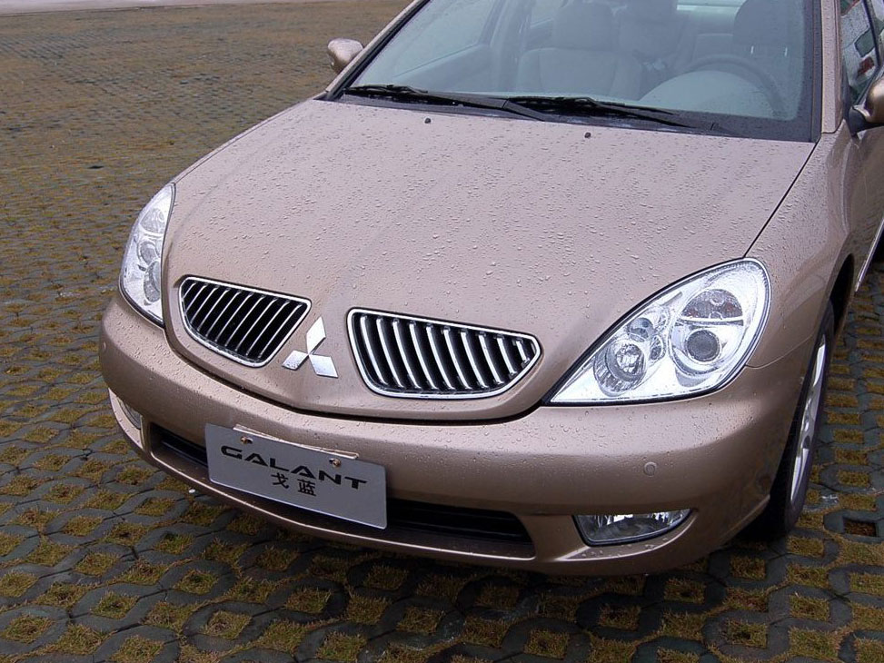 东南三菱戈蓝2.4旗舰型