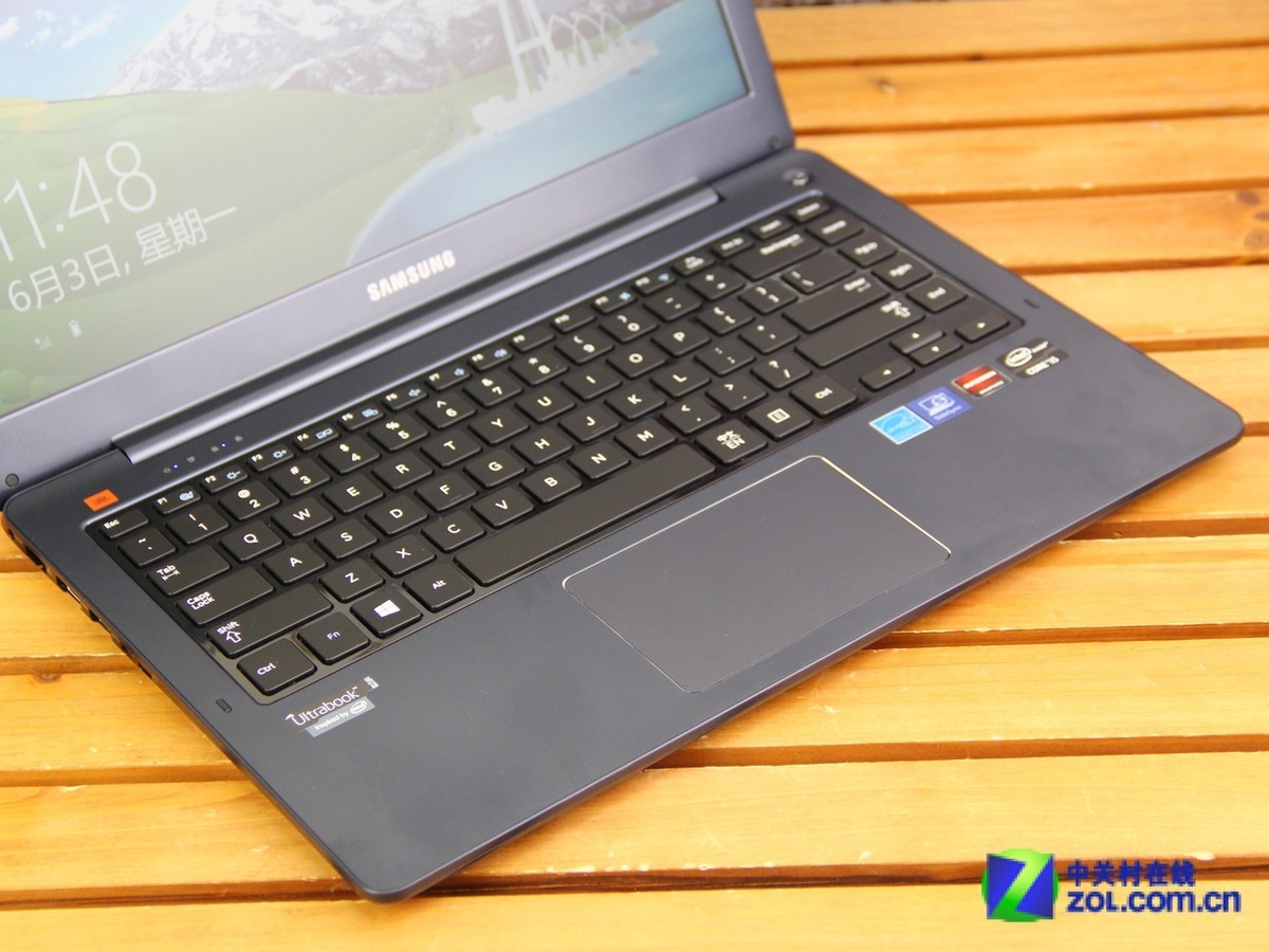 【高清图】 最强游戏超极本 独显版三星530u4e评测图6