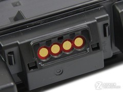 ʡǮ��С���¡� ����M2676Nһ����ײ� 