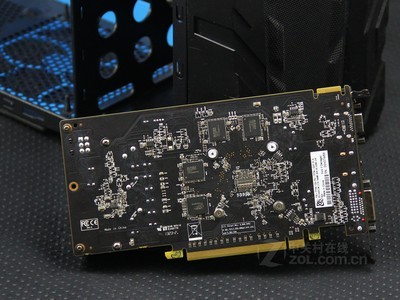 xfx讯景hd7770魔将2g双风扇