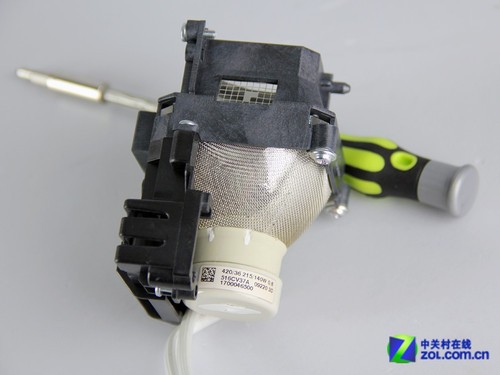 0.45投射比 短焦投影机ASK S3280测试