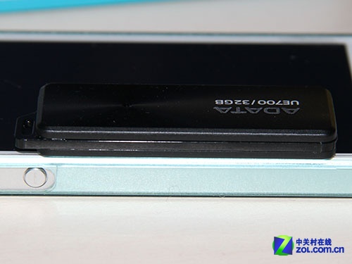  UE700 32GB 