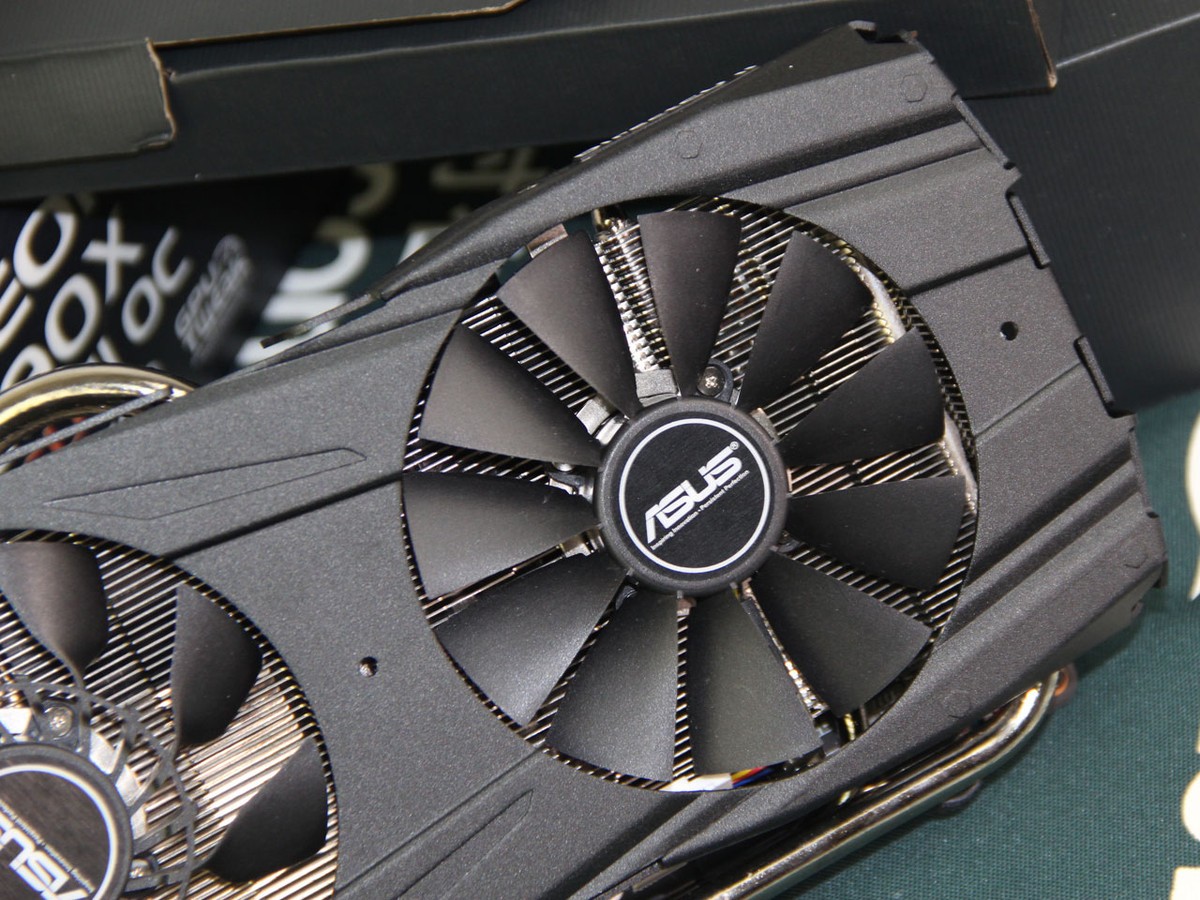 【高清图】 华硕(asus)圣骑士r9 290x-dc2oc-4gd5效果图 图62