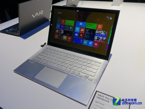 ���γɾ������� ����CES����չ̨�ع� 