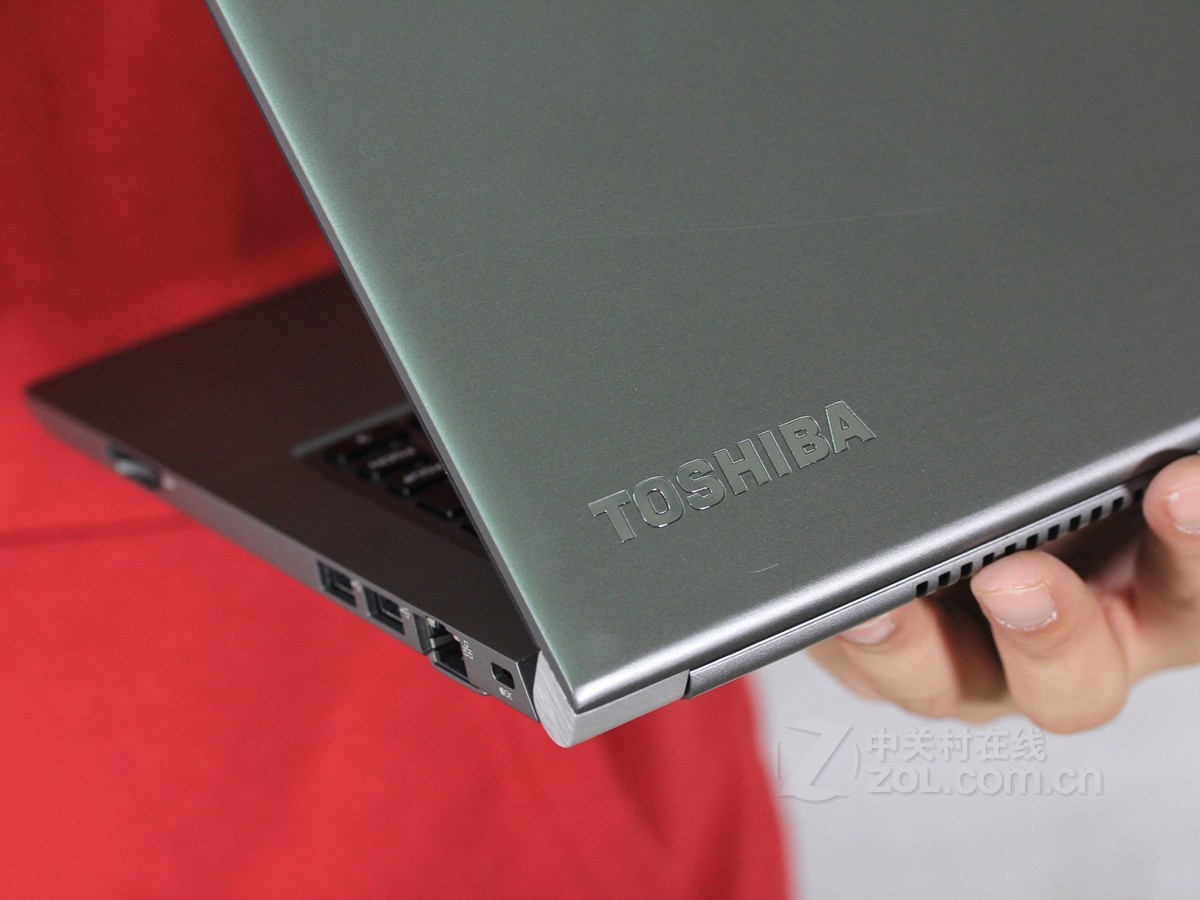 东芝z30-ak01s(月光银)