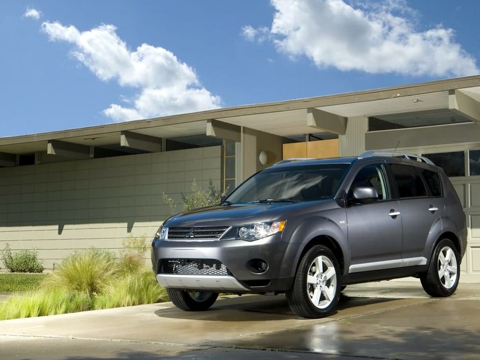 三菱outlander 3.0 顶级型