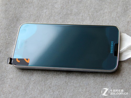 好贴又顺滑 麦多多三星S5玻璃贴膜体验