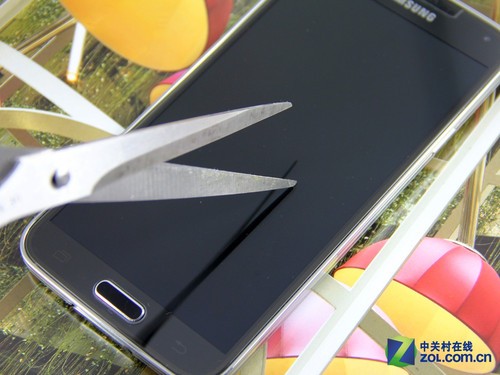 好贴又顺滑 麦多多三星S5玻璃贴膜体验