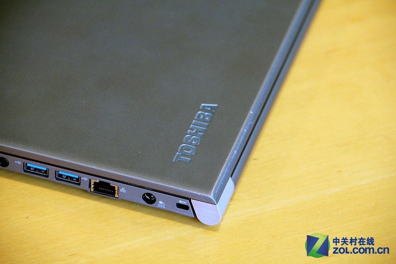 【高清图】 品质由内而外 东芝z40顶级商务本新体验图11