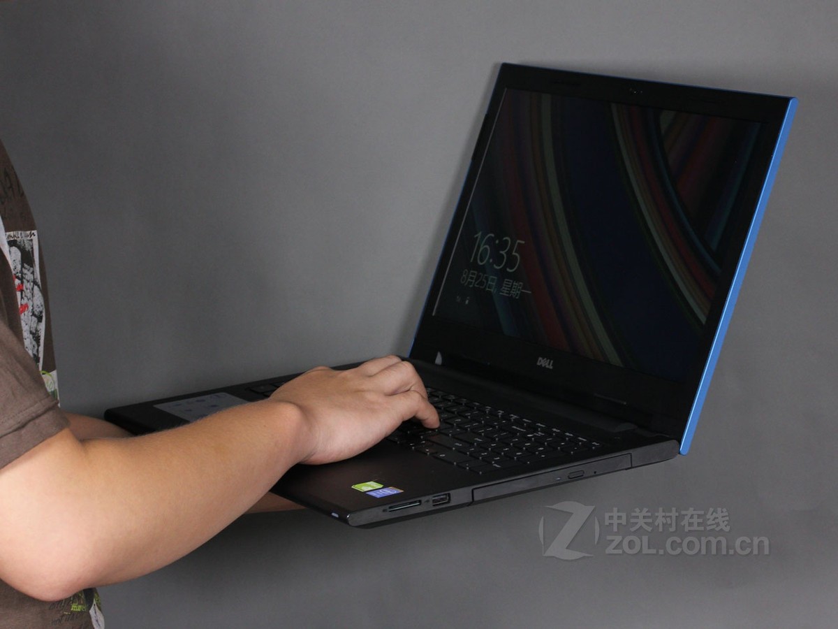【高清图】 戴尔(dell)inspiron 灵越 15 3000(ins 15cd-1328b)原创图
