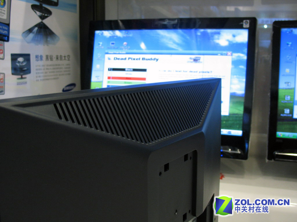 液晶显示器 三星液晶显示器 三星940nw  图片 返回综述页12 / 40隐藏