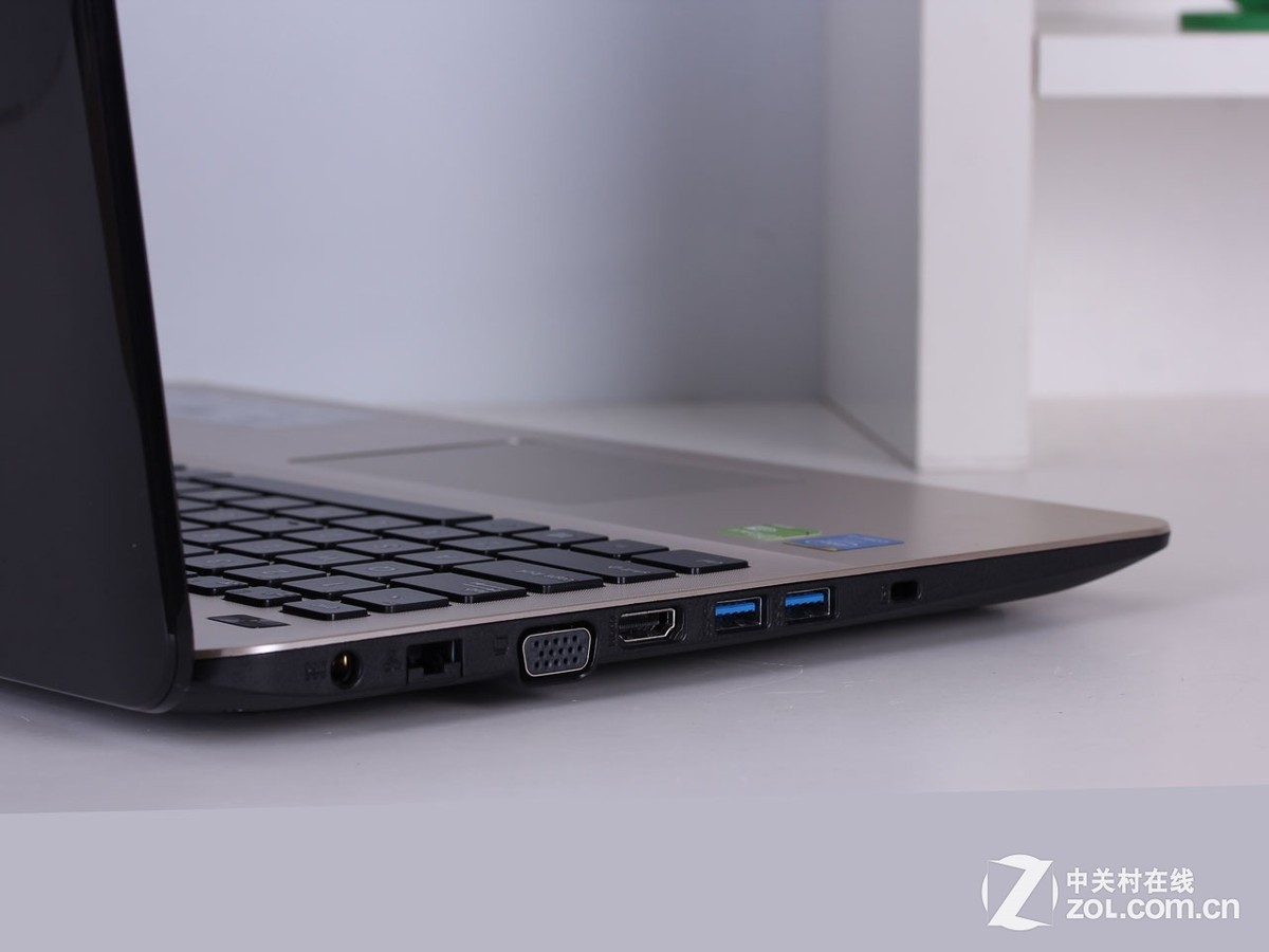 【高清图】 15英寸大屏配独显 华硕a555l笔记本评测图10