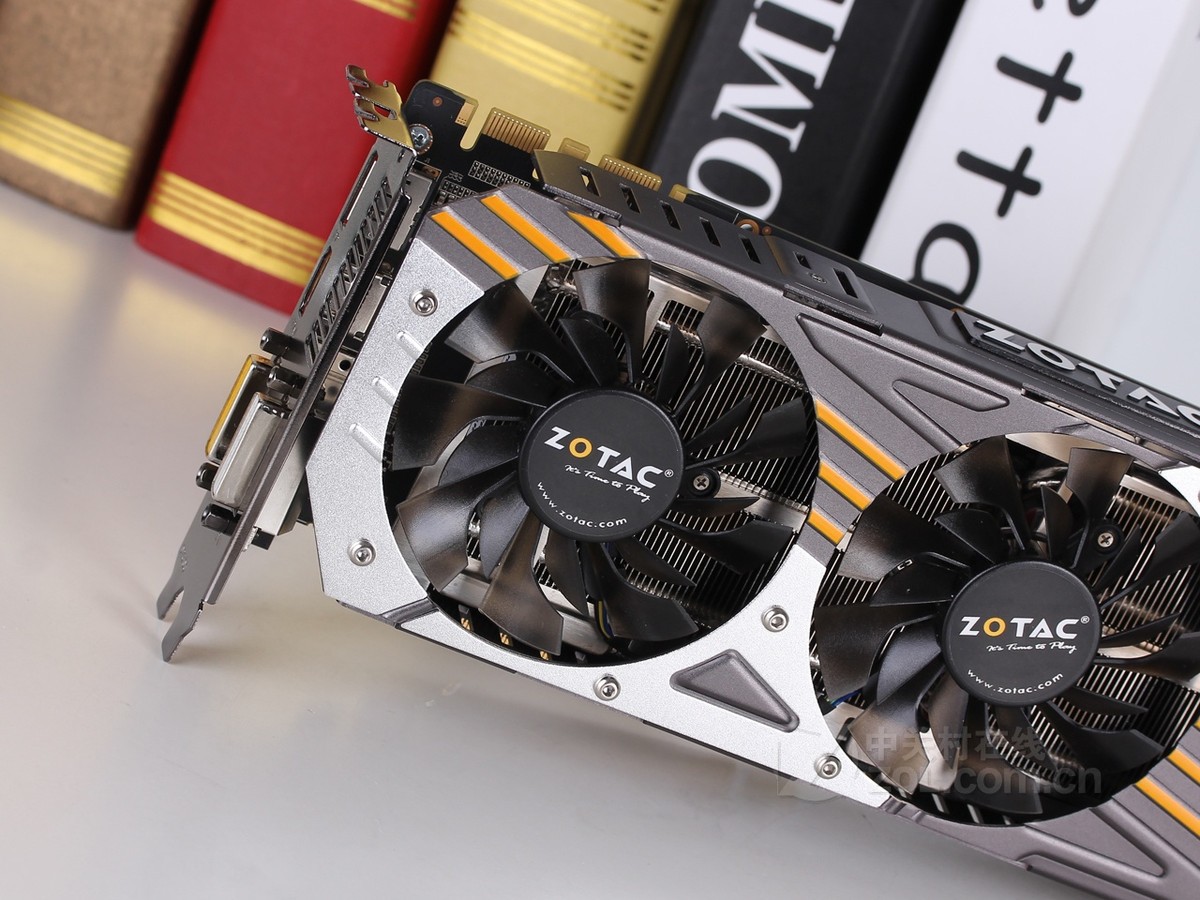 索泰gtx 970-4gd5霹雳版ha