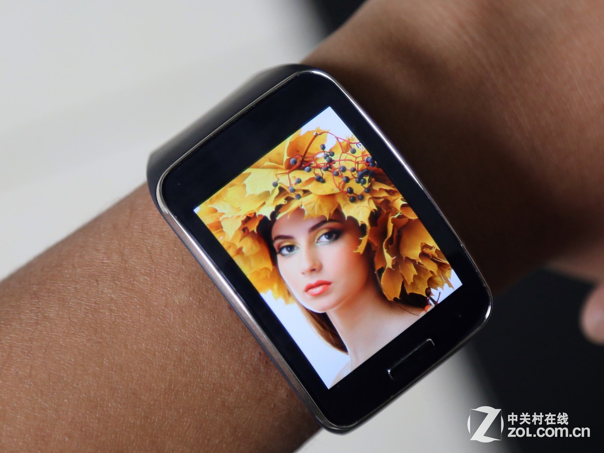 【高清图】 首款可3g通话智能手表 三星gear s评测图11