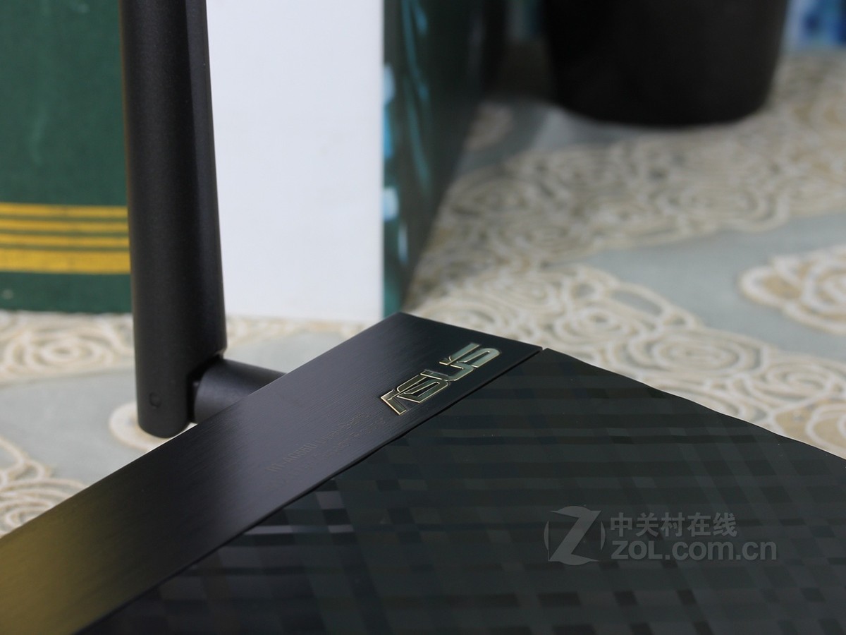 无线路由器 华硕无线路由器 华硕rt-ac55u 图片 效果图 10 / 17隐藏