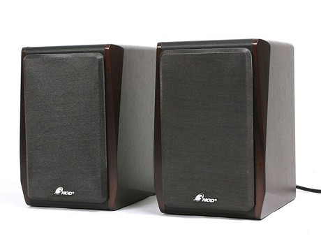 漫步者e3200与三诺n25g哪个好