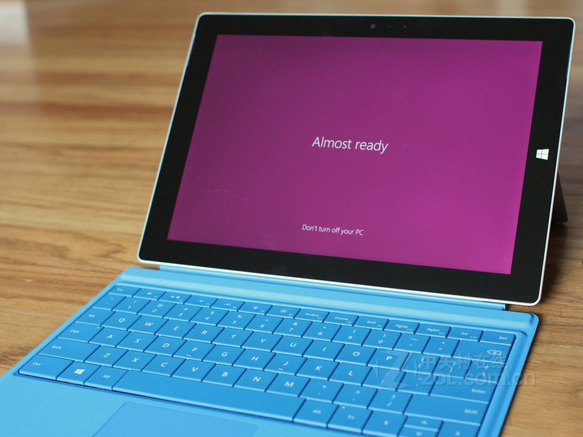 【高清图】 微软(microsoft)surface 3(4gb/128gb/win10)银色 图555