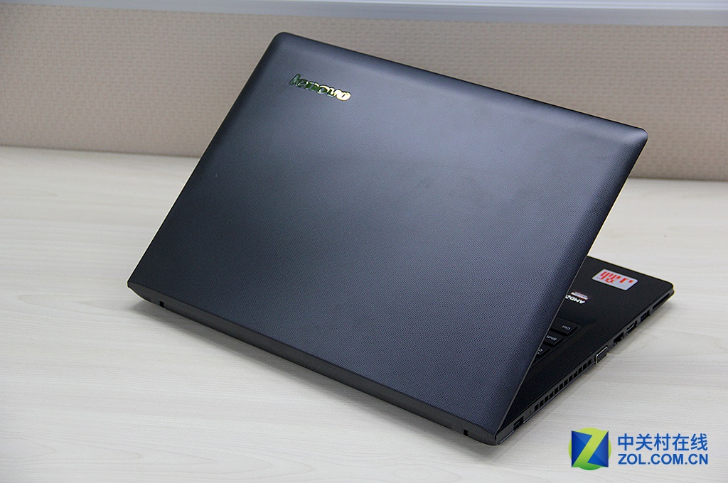 【高清图】 硬件升级 联想小新经典版小新300评测图1