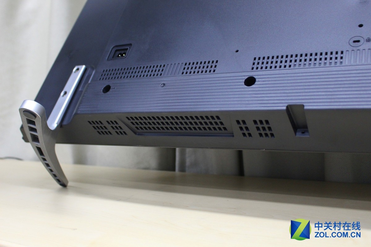 【高清图】 客厅娱乐时尚新宠 酷开u50智能电视首测图10