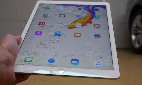 【高清图】 侧面落下无压力 苹果ipad pro跌落测试图2