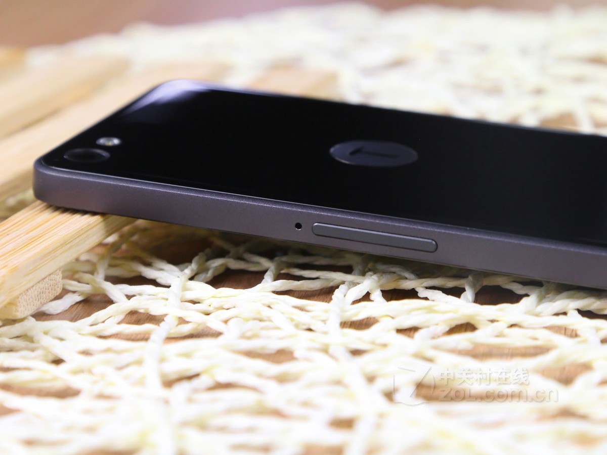 手机 锤子科技手机 锤子科技smartisan t2(全网通) 图片 其他图赏9