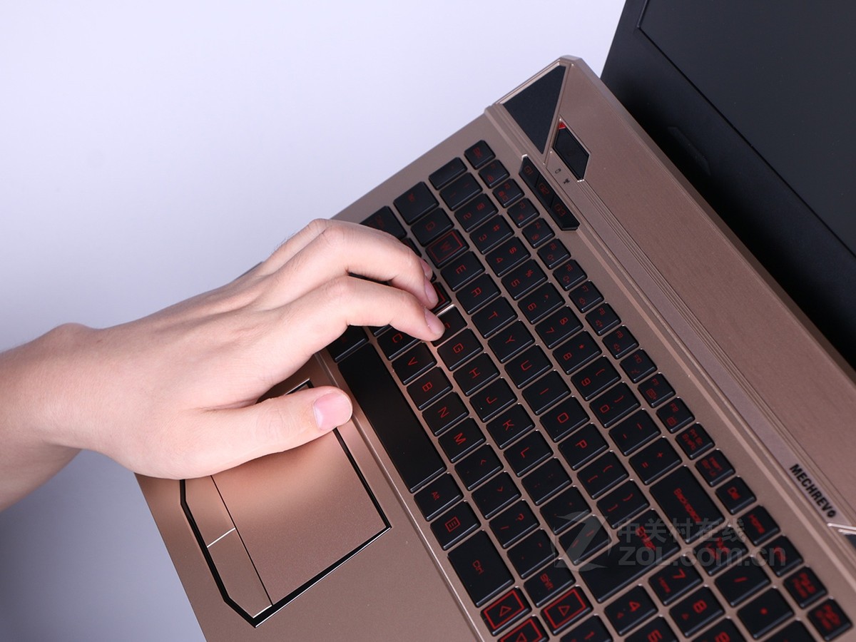 笔记本电脑 机械革命笔记本电脑 机械革命k1 图片 金色81 / 98隐藏