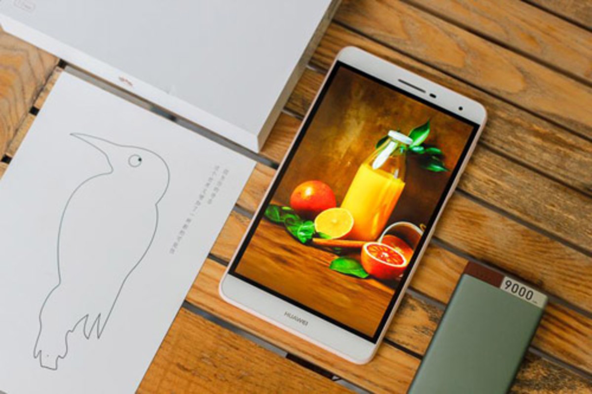 【高清图】当小平板能一手掌控 华为揽阅m2青春版玩转跨界 图1 -zol