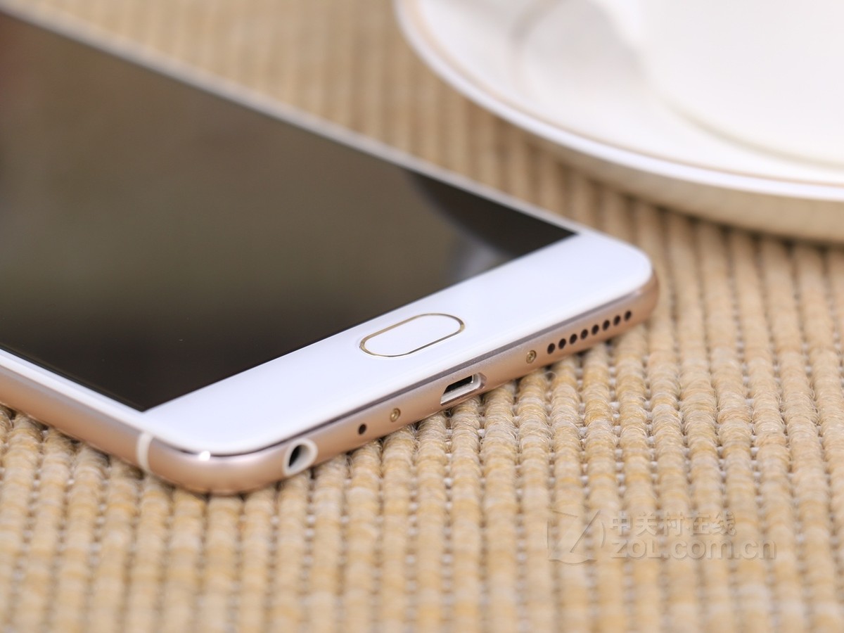 【高清图】 vivo(vivo)x7 plus(全网通)金色 图312