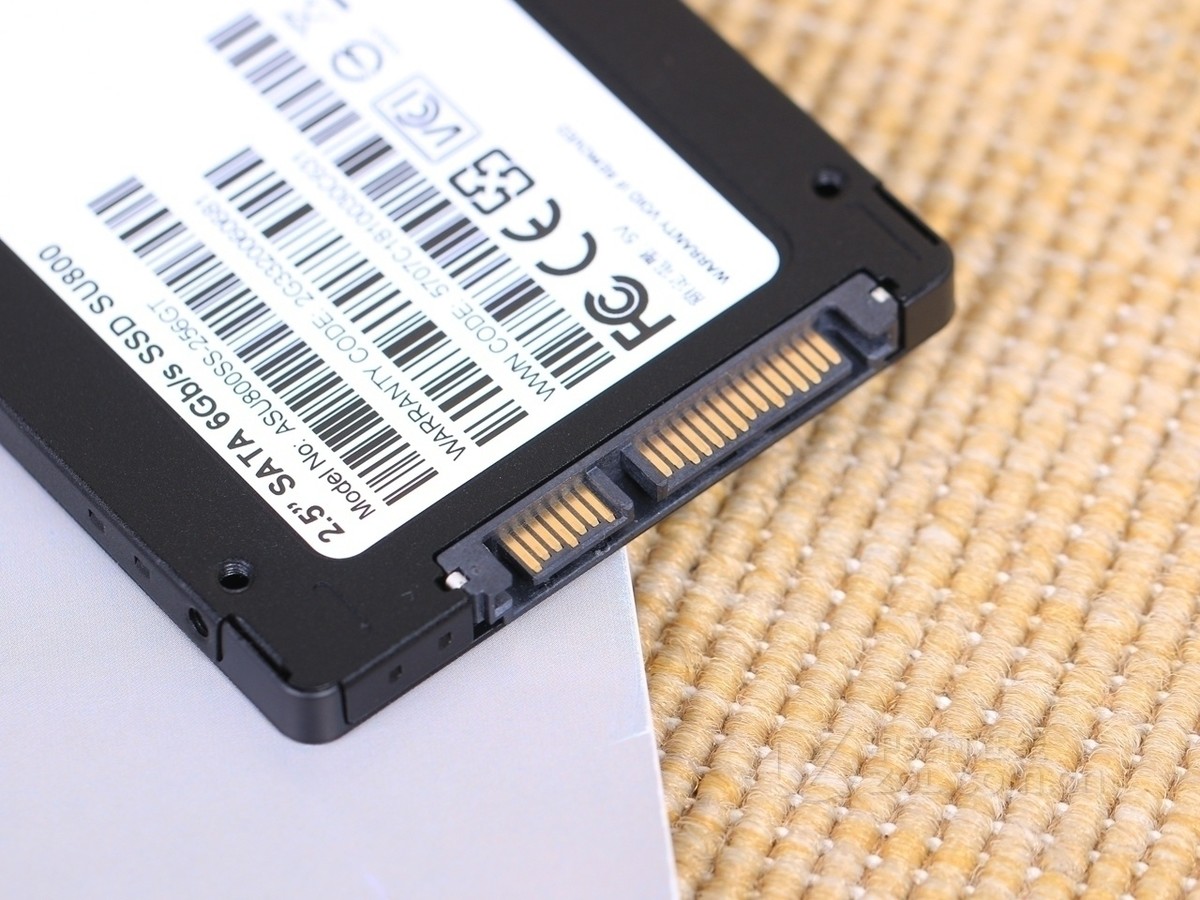 产品相关    威刚su800 sata3(256gb)  图片筛选 类型: 场景: 颜色