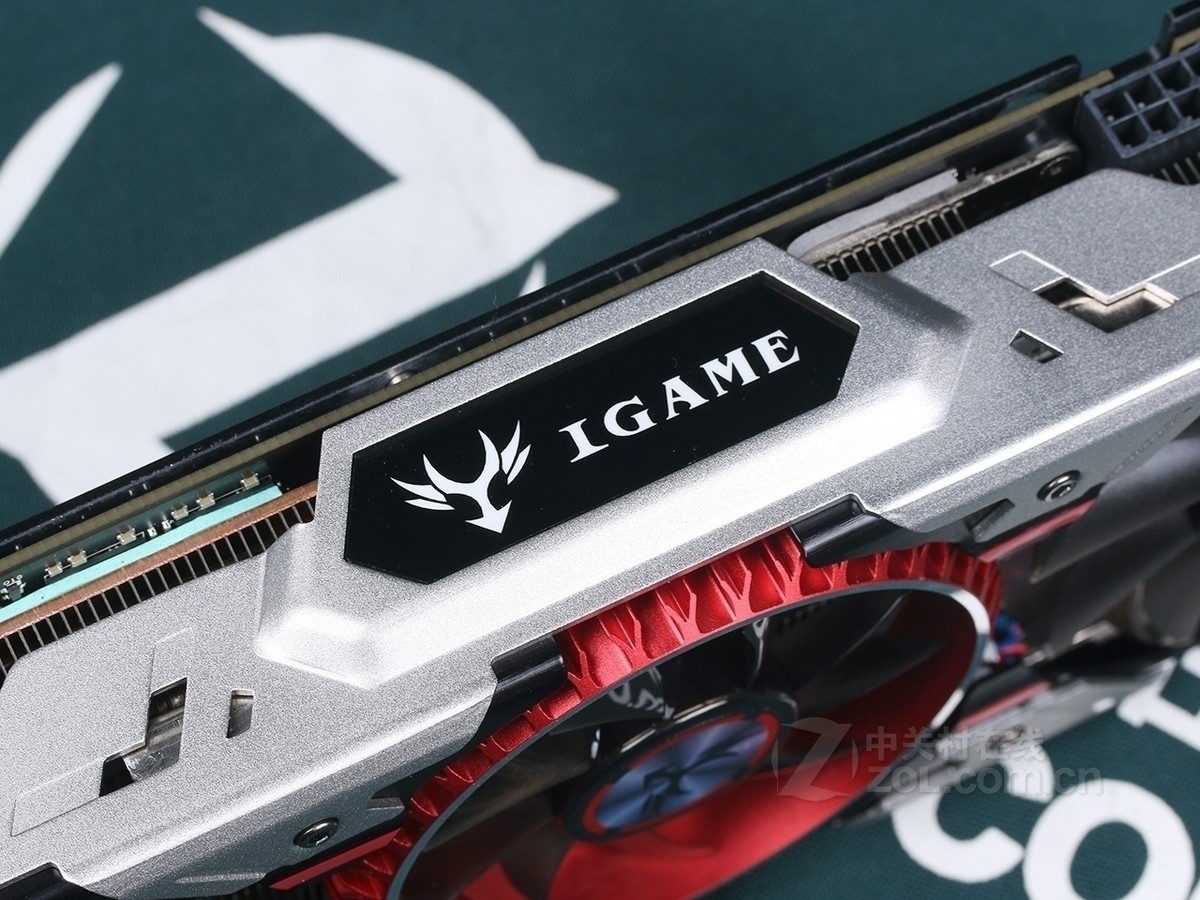 【高清图】 七彩虹(colorful)igame1070 烈焰战神x-8gd5 top ad实拍图