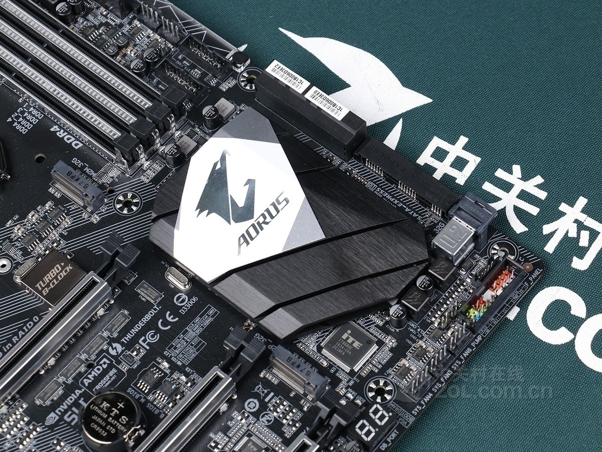 技嘉aorus z270x-gaming 7