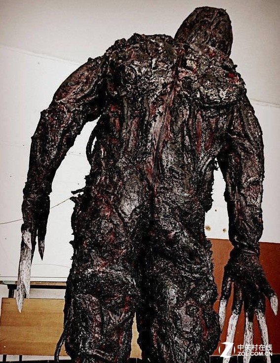 【高清图】 玩家cos《生化7》菌尸 最后一张真bt图1