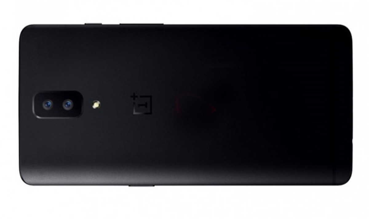 【高清图】一加5外观曝光:黑色机身加垂直双摄图1-zol中关村在线