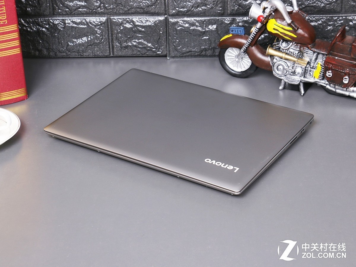 【高清图】 联想小新潮7000评测 看pc界的红蓝大战图1