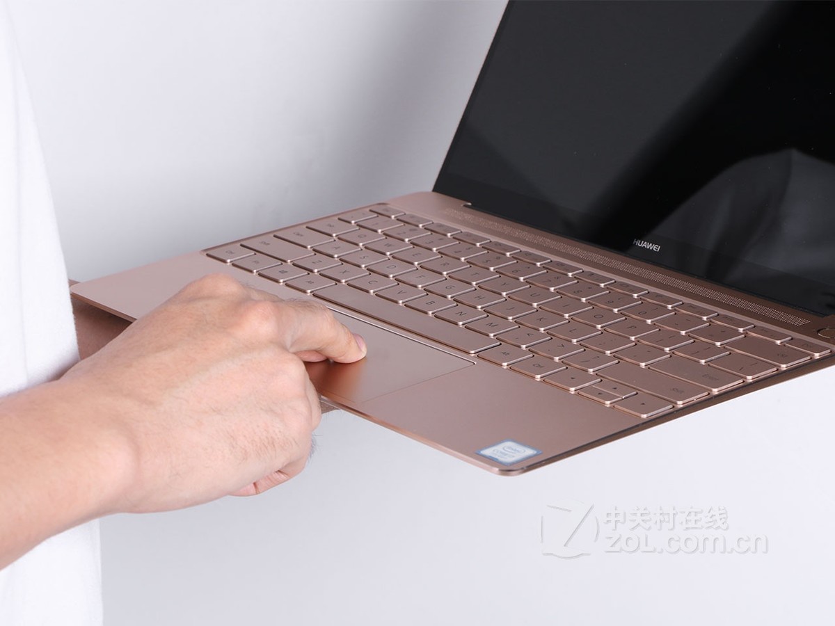 huawei matebook x(i5/8gb/256gb)