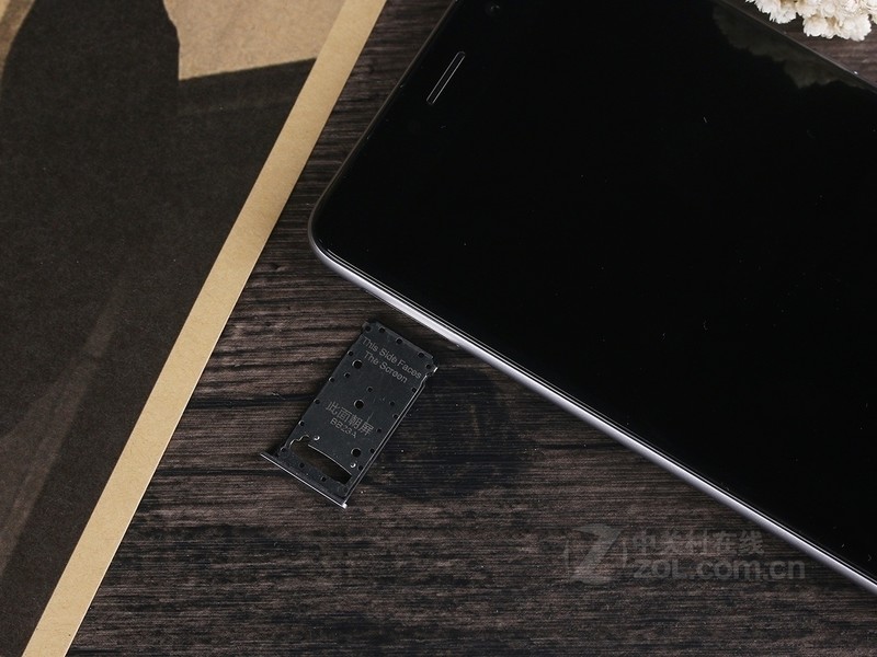 【高清图】 华为(huawei)畅享7 plus(trt-al00a/4gb ram/全网通)其他