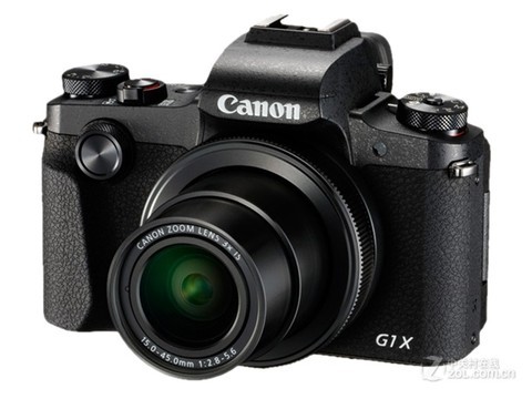 给女生买相机 选佳能200D还是索尼A6000