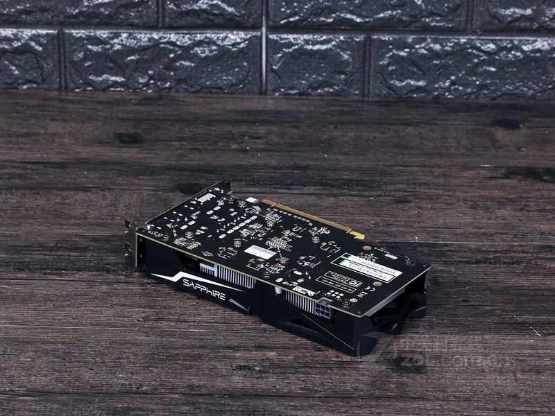 蓝宝石rx 560d 4g d5 白金版 oc(45w)