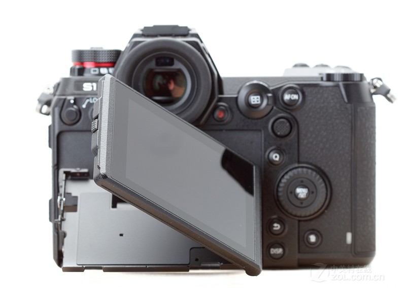 LUMIX S1R