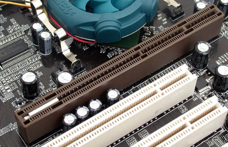 新闻资讯 it业界 > 全面认识你的连接 电脑接口解析不完全手册   agp