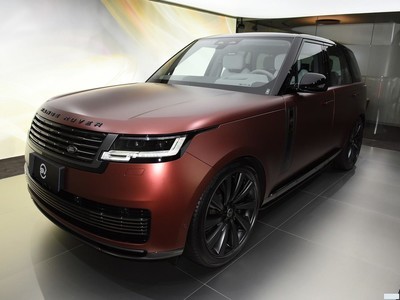 · ʤ 2023 4.4 V8 SVٴ