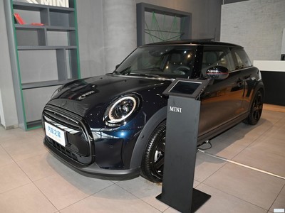 MINI 2023 1.5T COOPER ҹ ر