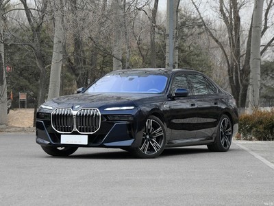 i7 2023 xDrive60L M˶װ